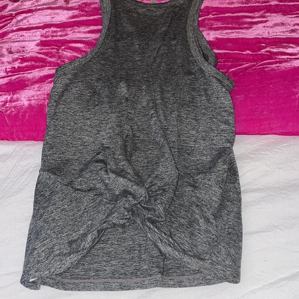 Fabletics tanktop - Picture 2 of 3